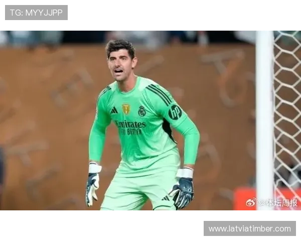 库尔图瓦：从争议转会到皇马防线核心的蜕变解析