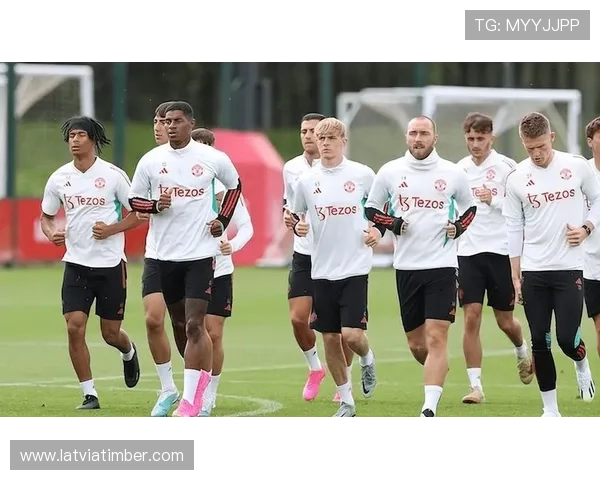 攻防转换枢纽：奥纳纳的战术作用解析