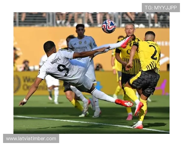 曼城王朝地位稳定性面临考验，当前赛季表现波动对争冠形势产生影响