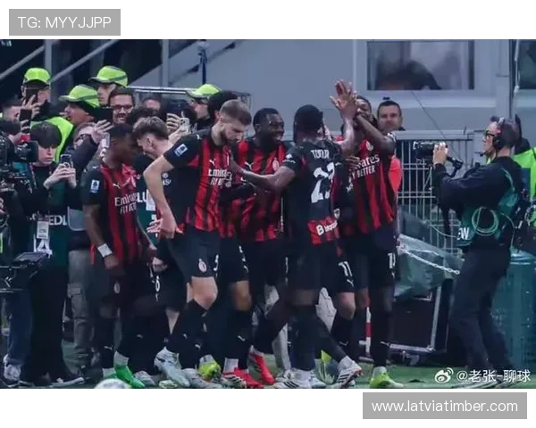 AC米兰从复兴到停滞,当前赛季表现波动对争四形势形成制约 AC米兰从复兴到停滞,当前赛季表现波动对争四形势形成制约