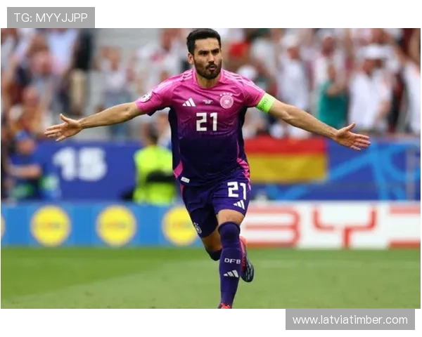 穆西亚拉与京多安：中场角色及战术适配性对比分析